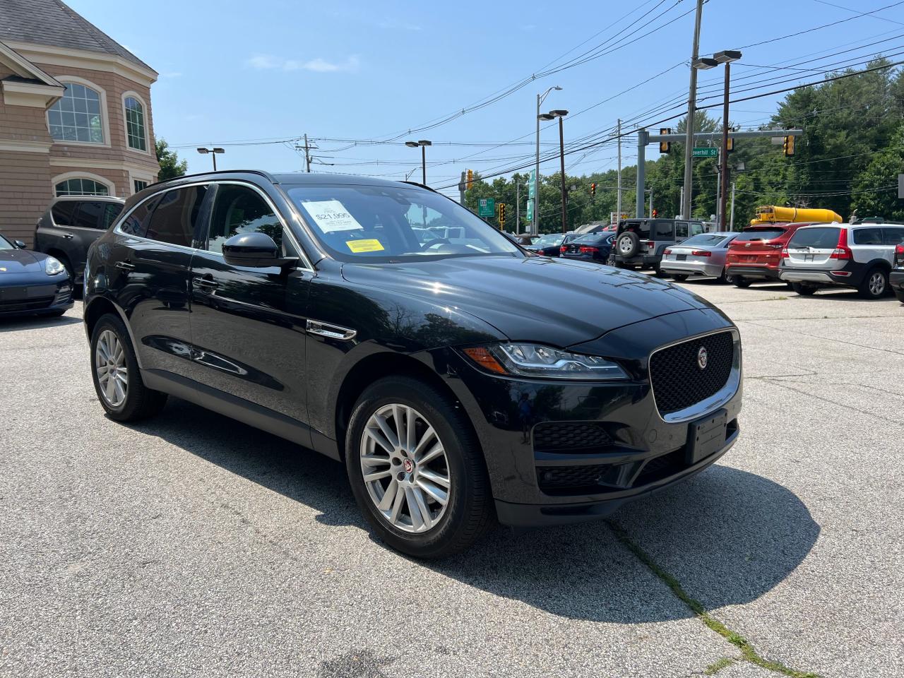 2017 JAGUAR F-PACE PRESTIGE