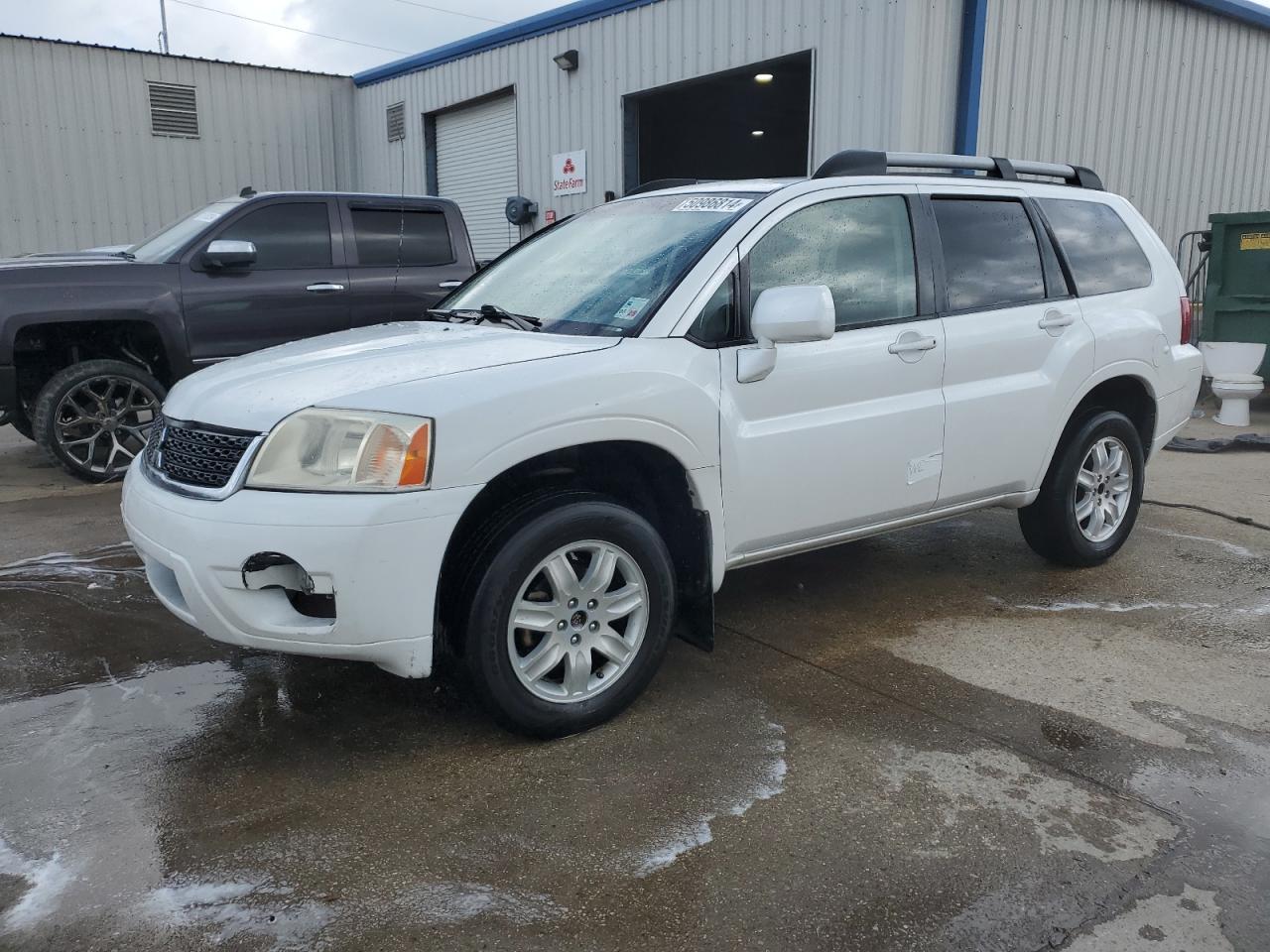 2011 MITSUBISHI ENDEAVOR LS