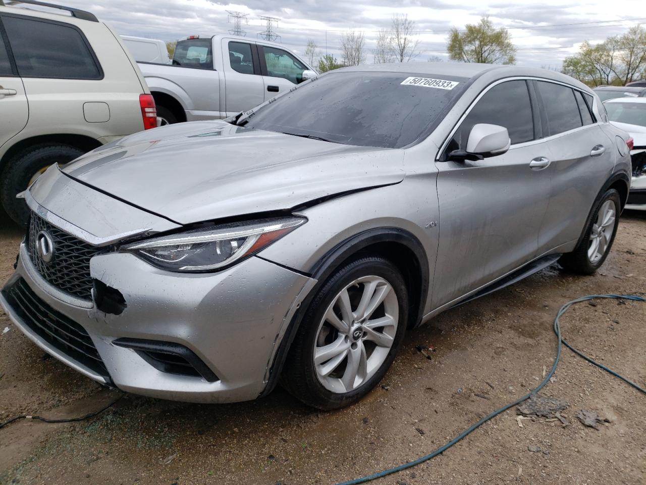 2018 INFINITI QX30 BASE