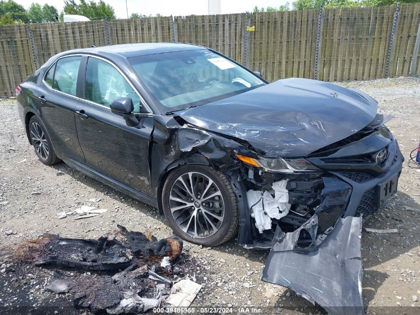 2020 TOYOTA CAMRY SE/SE NIGHT SHADE