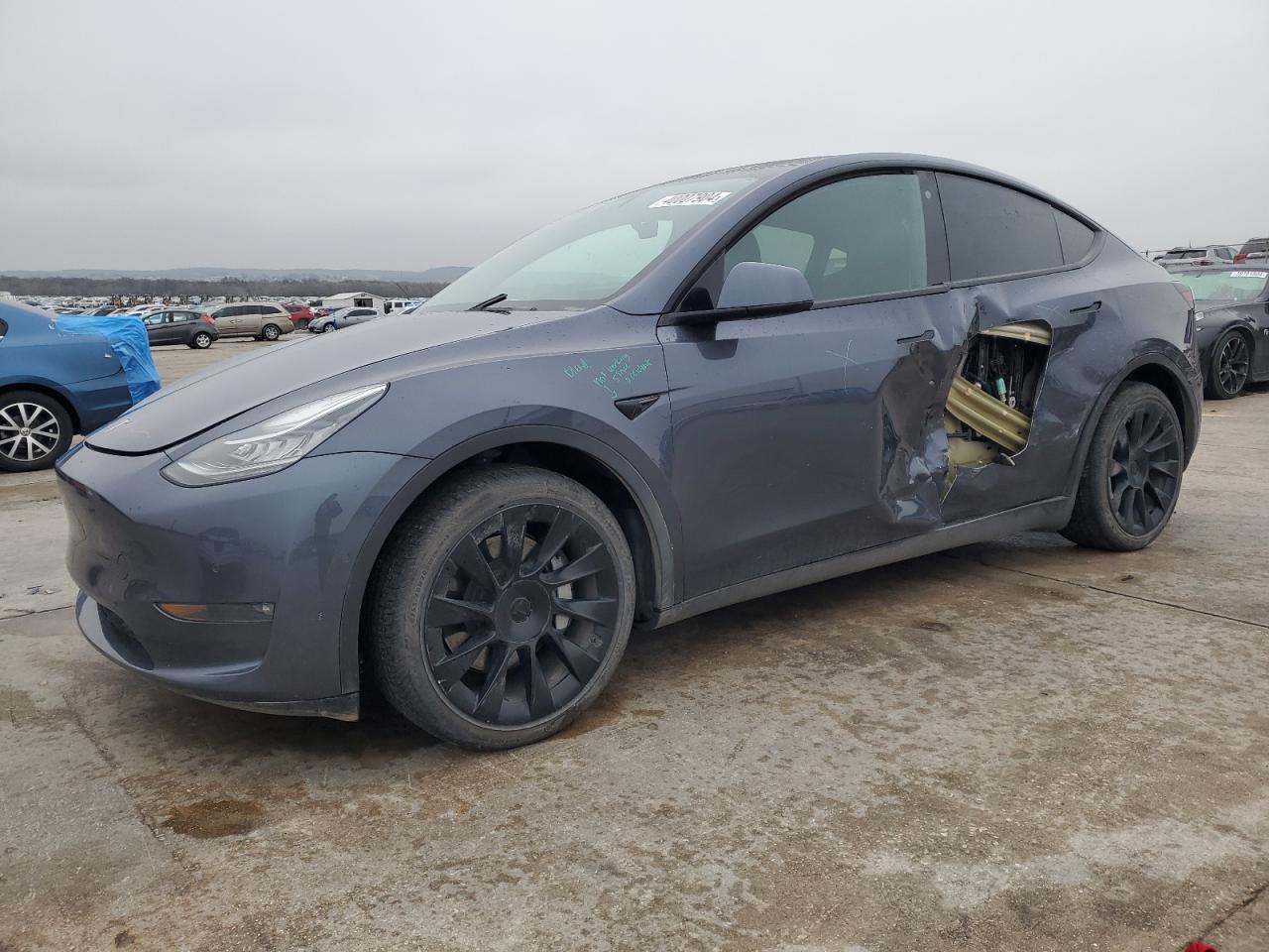 2022 TESLA MODEL Y