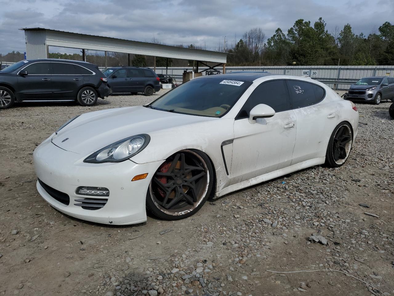 2011 PORSCHE PANAMERA 2