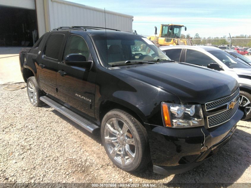 2013 CHEVROLET AVALANCHE LS