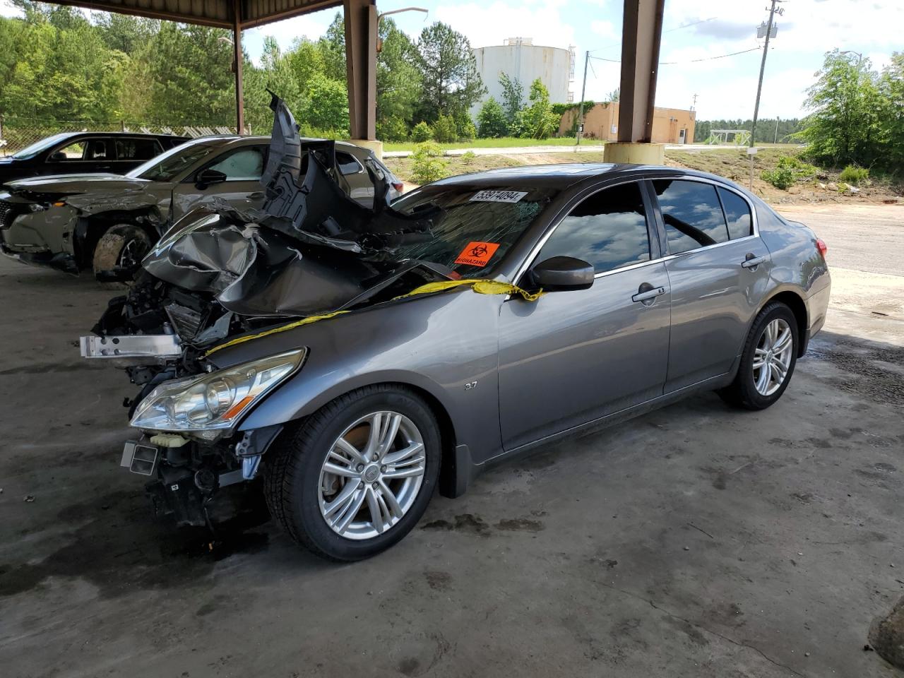 2015 INFINITI Q40