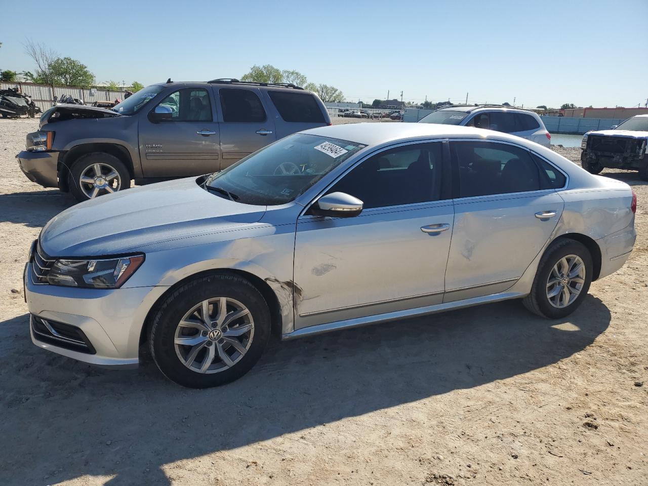 2016 VOLKSWAGEN PASSAT S