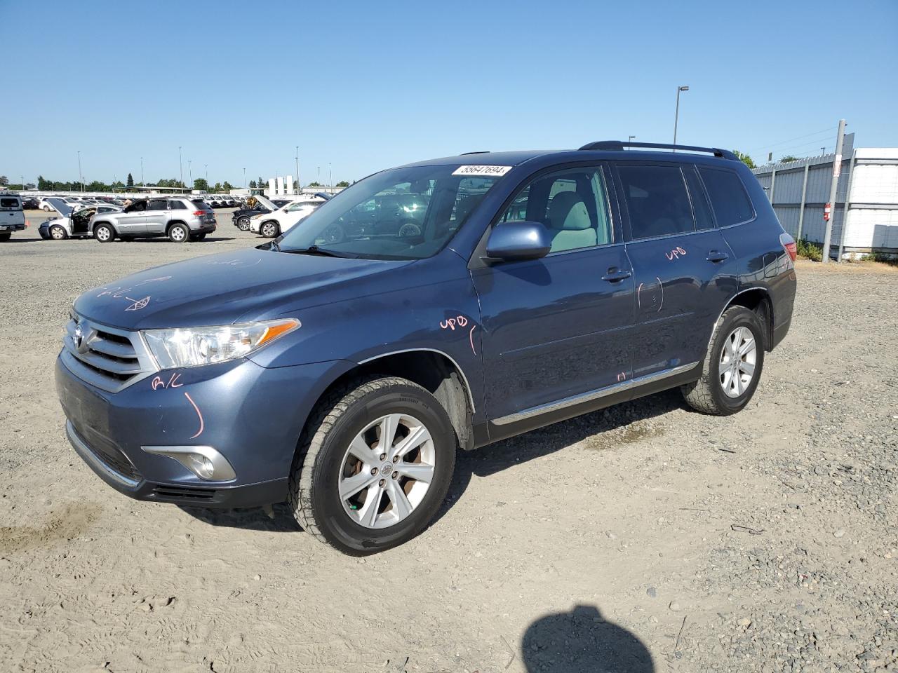 2013 TOYOTA HIGHLANDER BASE