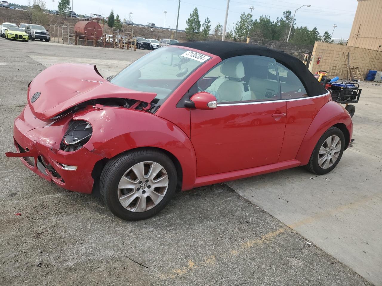 2010 VOLKSWAGEN NEW BEETLE