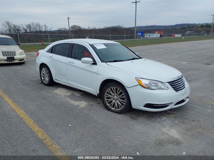 2014 CHRYSLER 200 LX