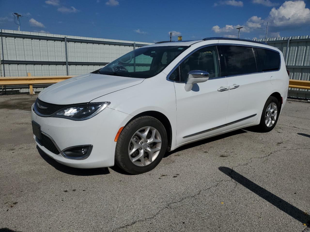 2020 CHRYSLER PACIFICA LIMITED