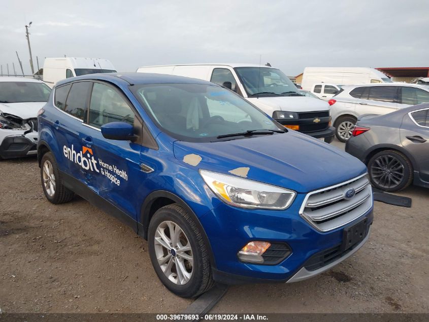 2017 FORD ESCAPE SE