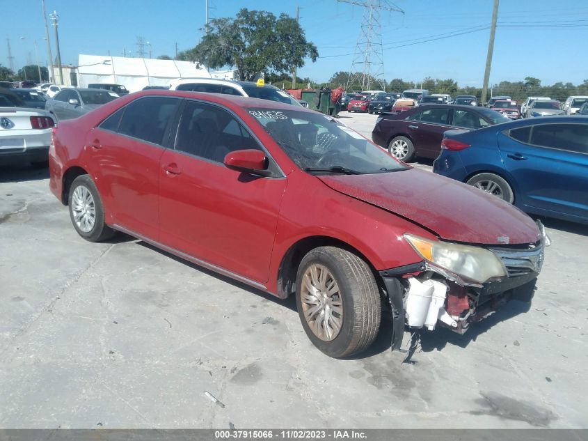 2014 TOYOTA CAMRY LE