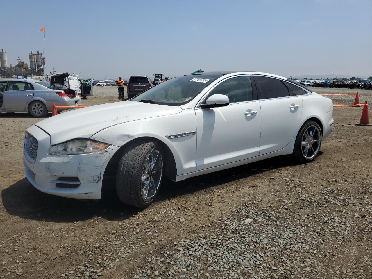 2015 JAGUAR XJ