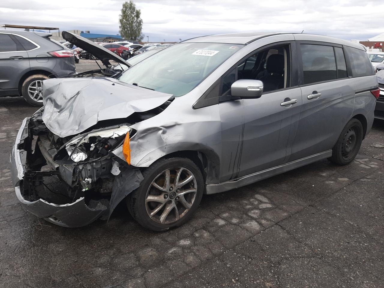 2013 MAZDA 5