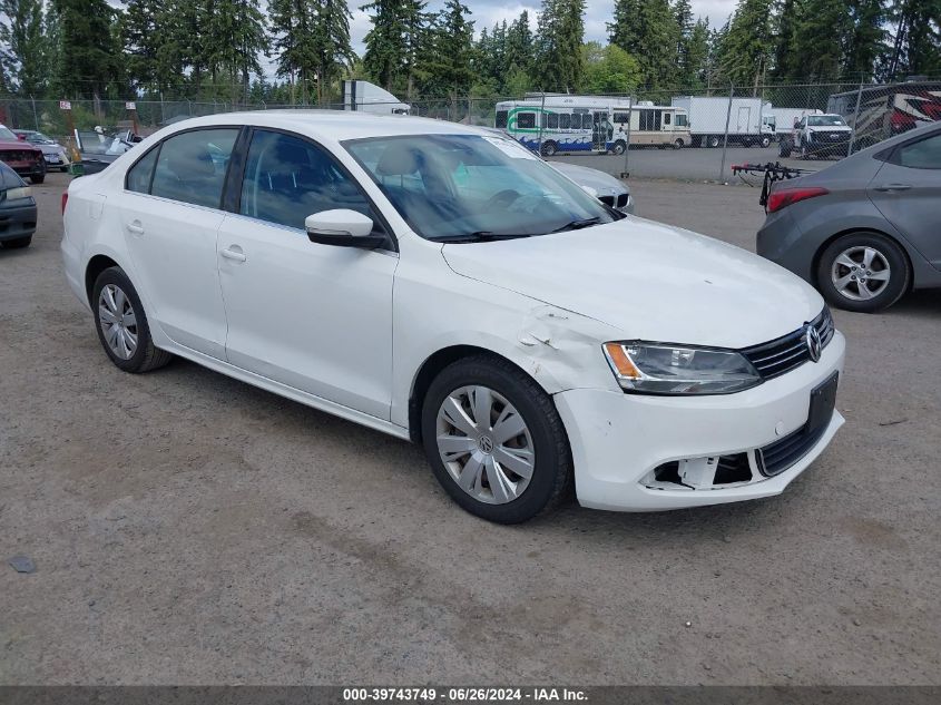 2013 VOLKSWAGEN JETTA 2.5L SE