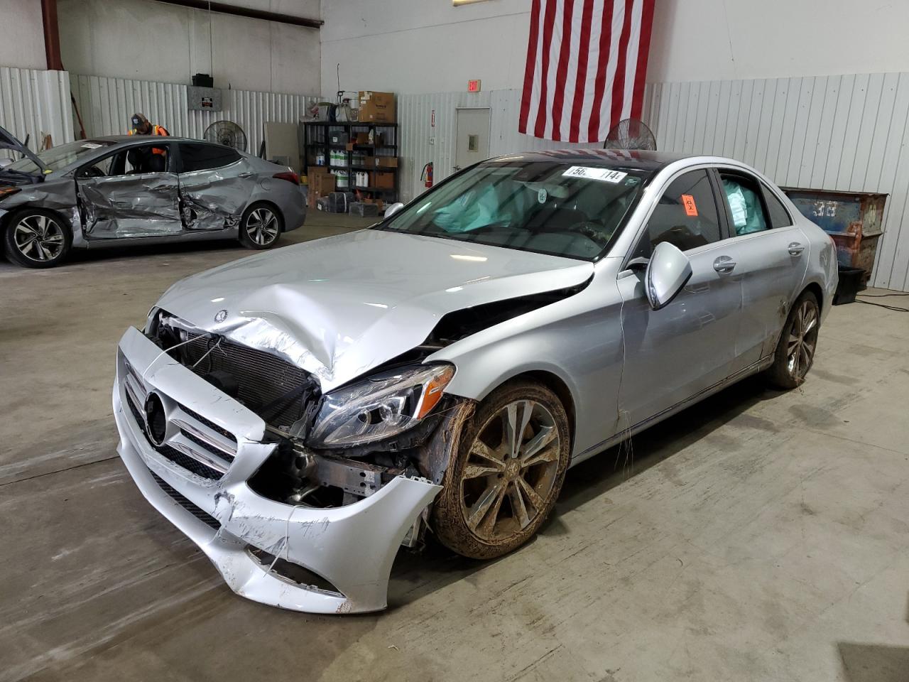 2016 MERCEDES-BENZ C 300