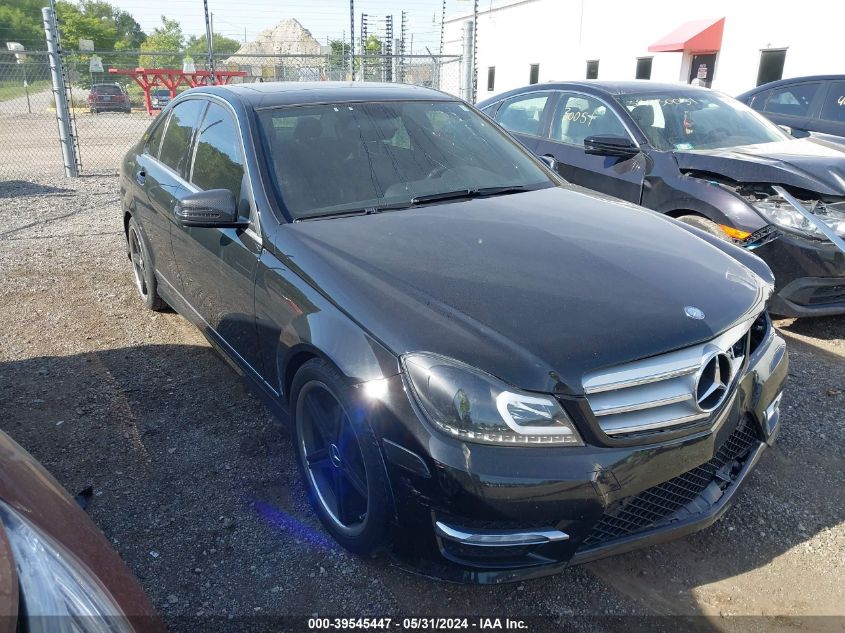 2012 MERCEDES-BENZ C 300 LUXURY 4MATIC/SPORT 4MATIC