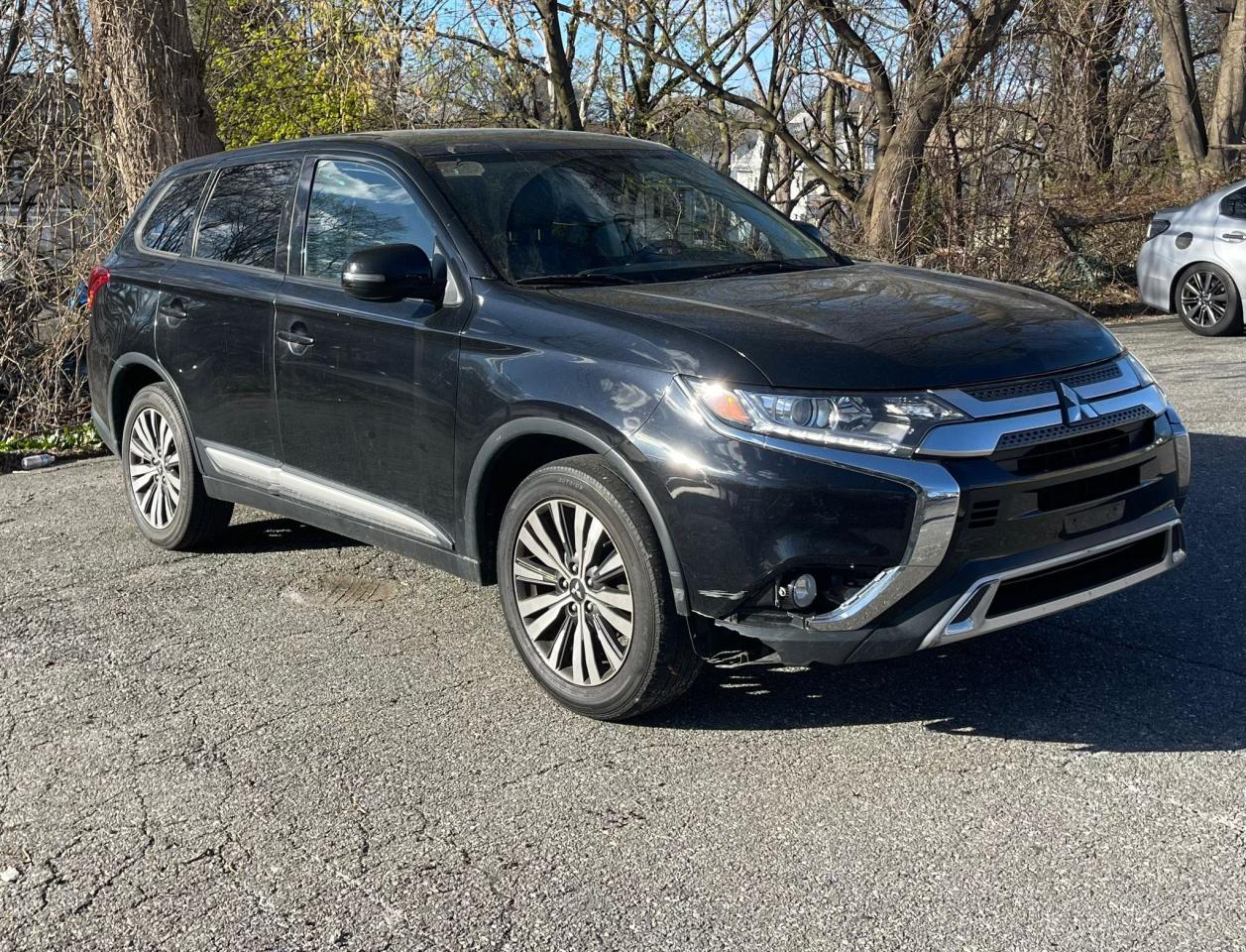 2019 MITSUBISHI OUTLANDER SE