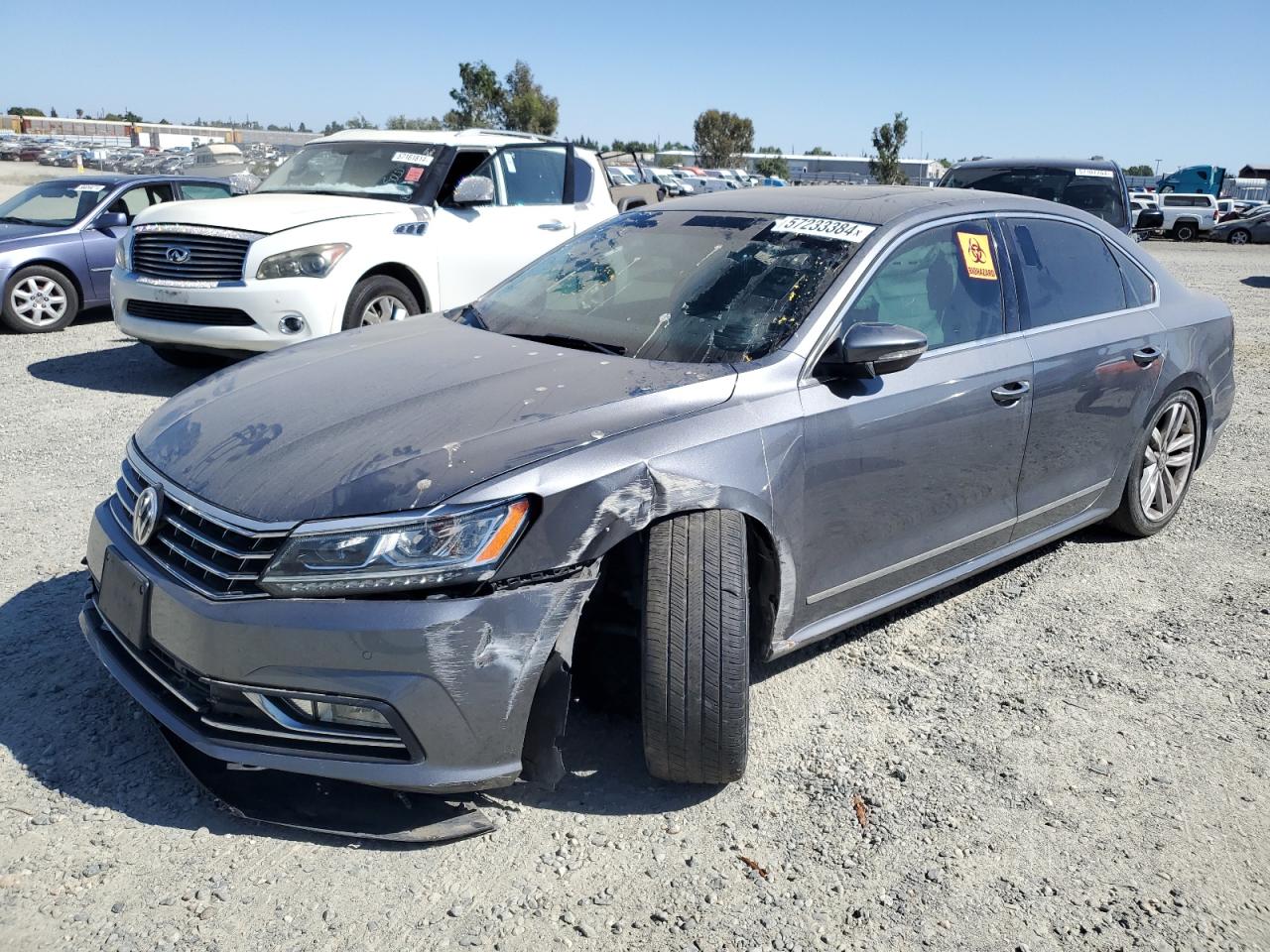 2017 VOLKSWAGEN PASSAT SE