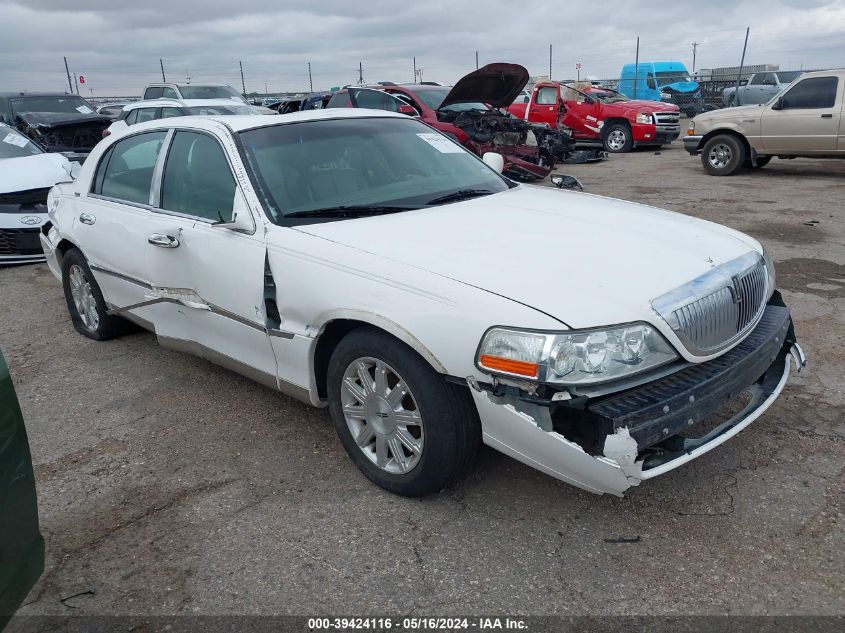 2011 LINCOLN TOWN CAR SIGNATURE LIMITED