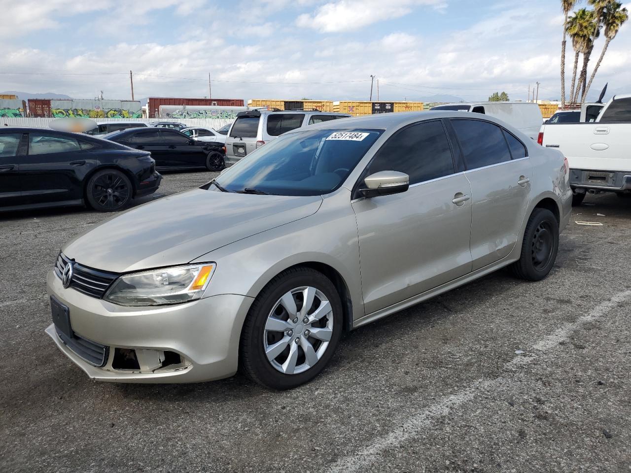 2013 VOLKSWAGEN JETTA SE