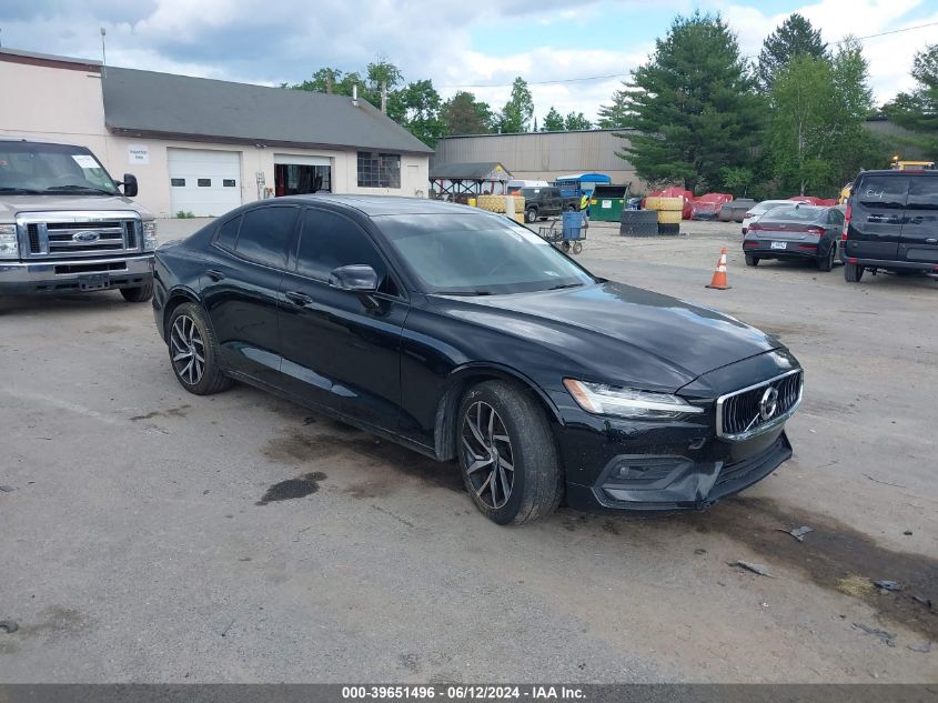 2019 VOLVO S60 T5 MOMENTUM