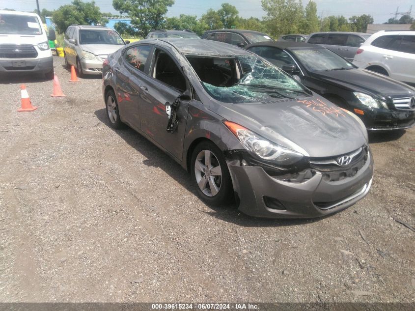 2013 HYUNDAI ELANTRA GLS