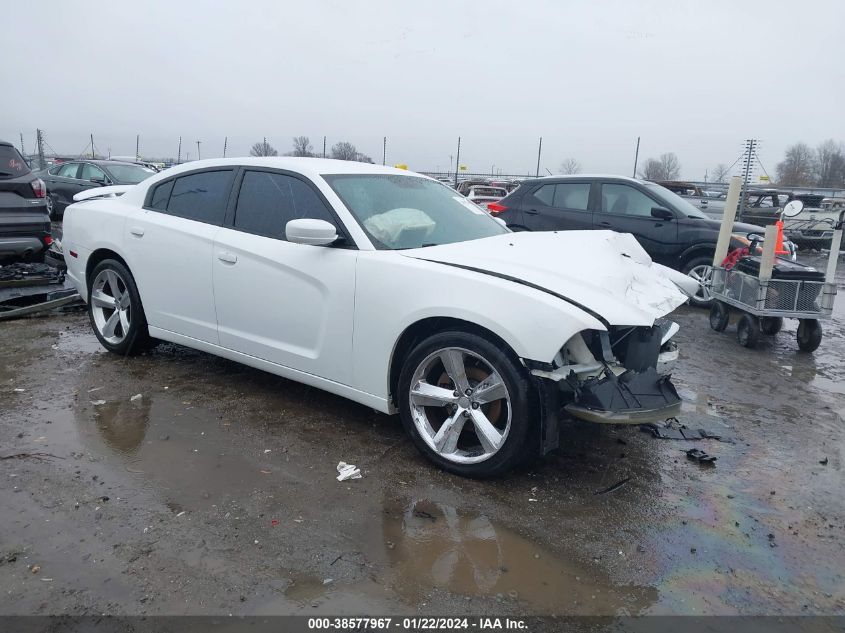 2012 DODGE CHARGER SE