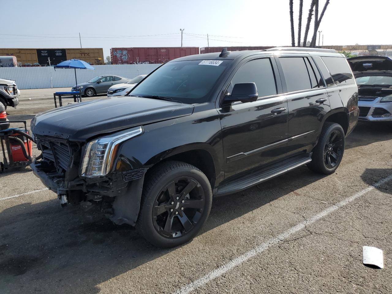 2017 CADILLAC ESCALADE LUXURY