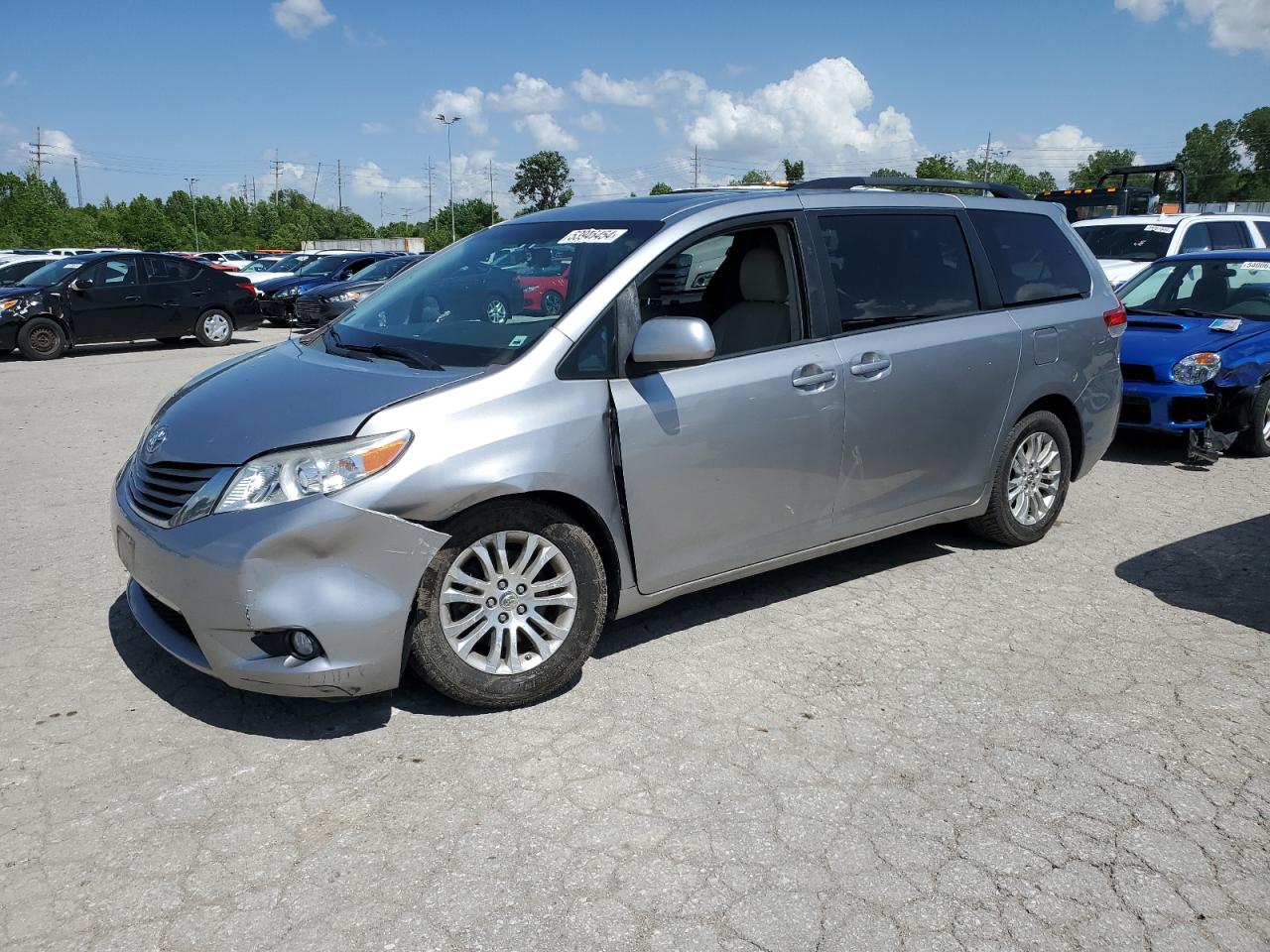 2012 TOYOTA SIENNA XLE