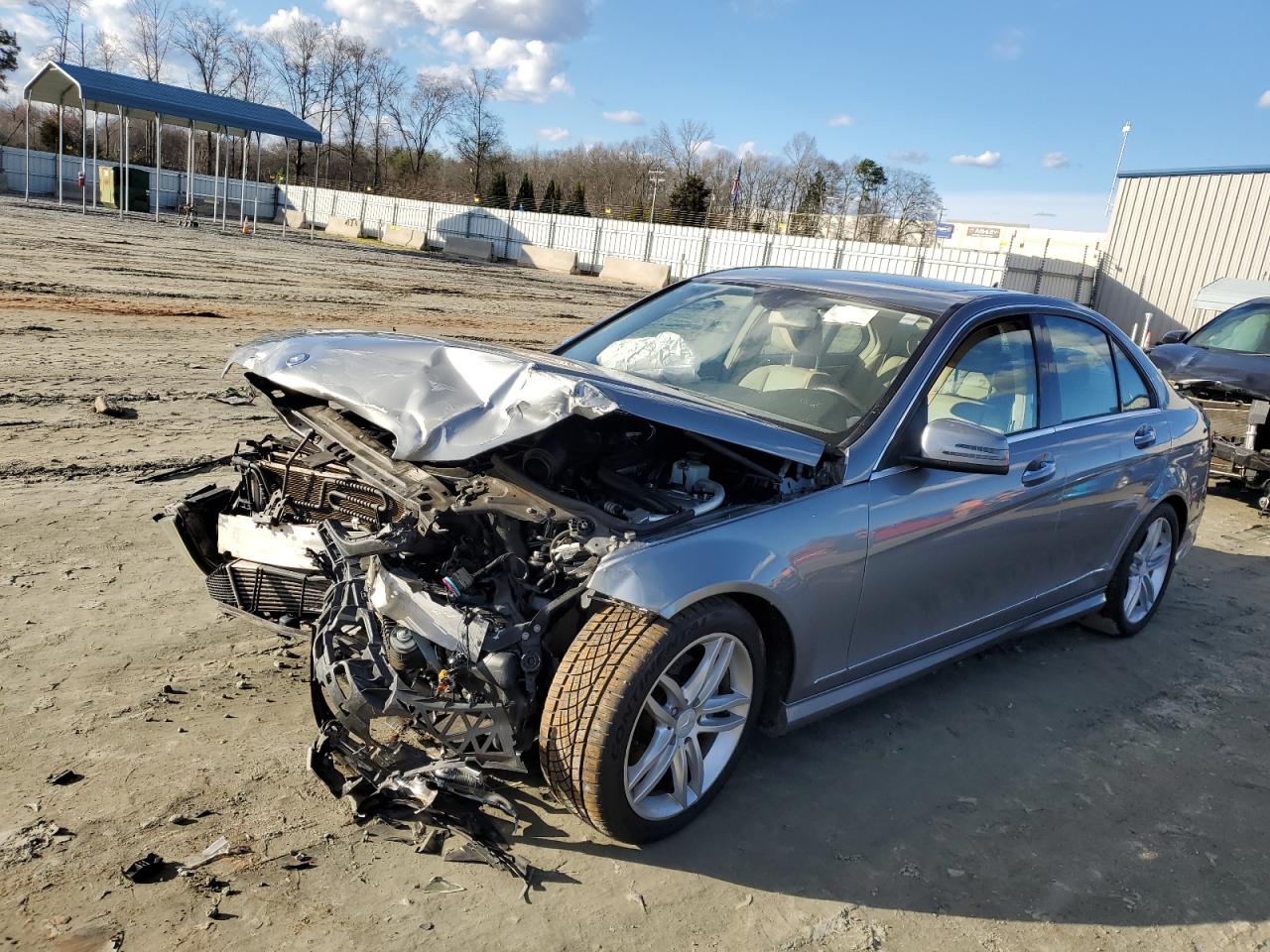 2013 MERCEDES-BENZ C 250