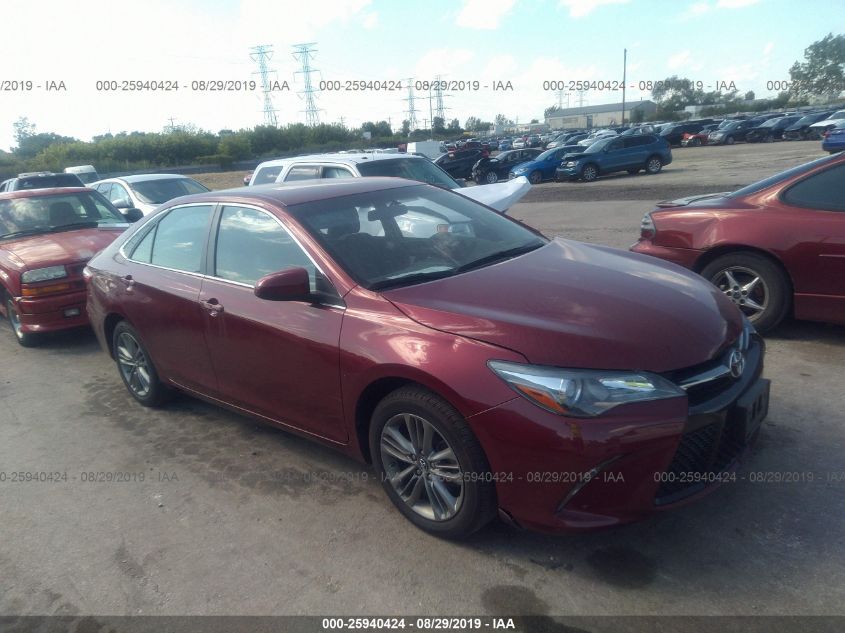 2016 TOYOTA CAMRY SE