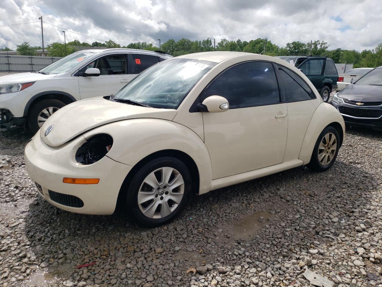 2010 VOLKSWAGEN NEW BEETLE