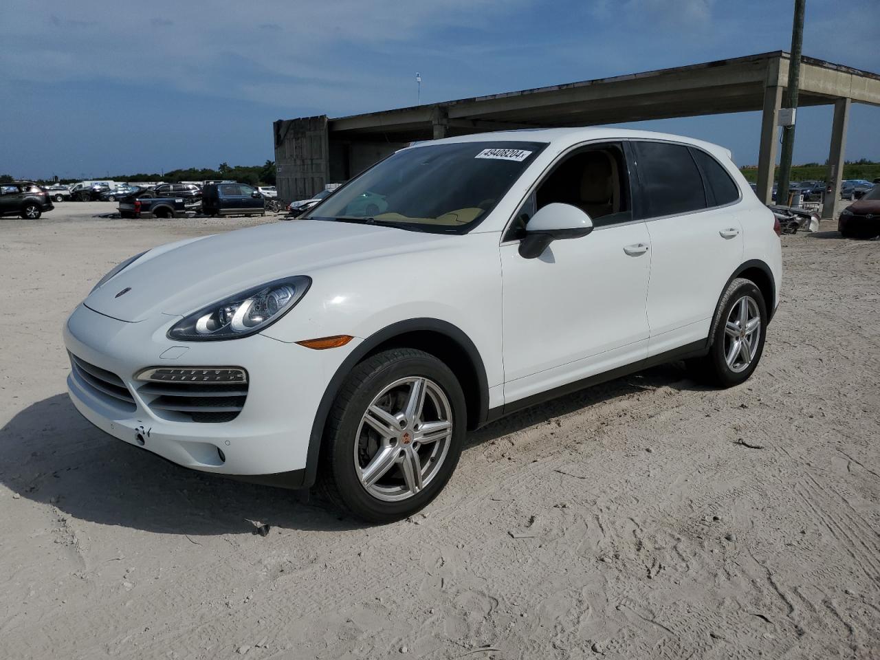 2014 PORSCHE CAYENNE