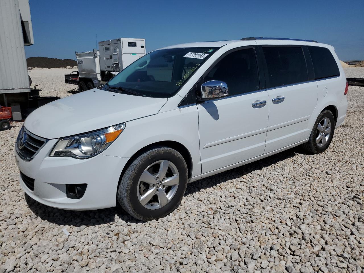 2014 VOLKSWAGEN ROUTAN SEL PREMIUM