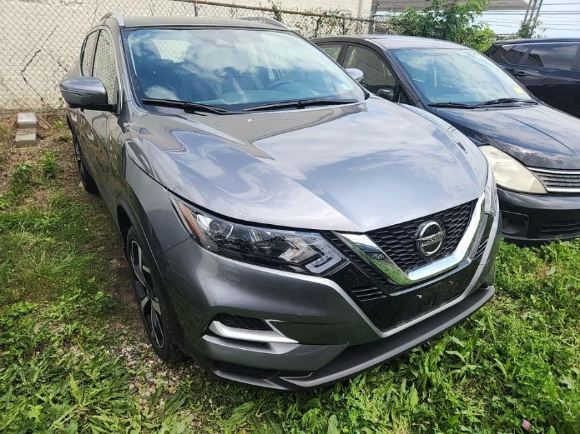 2022 NISSAN ROGUE SPORT SL