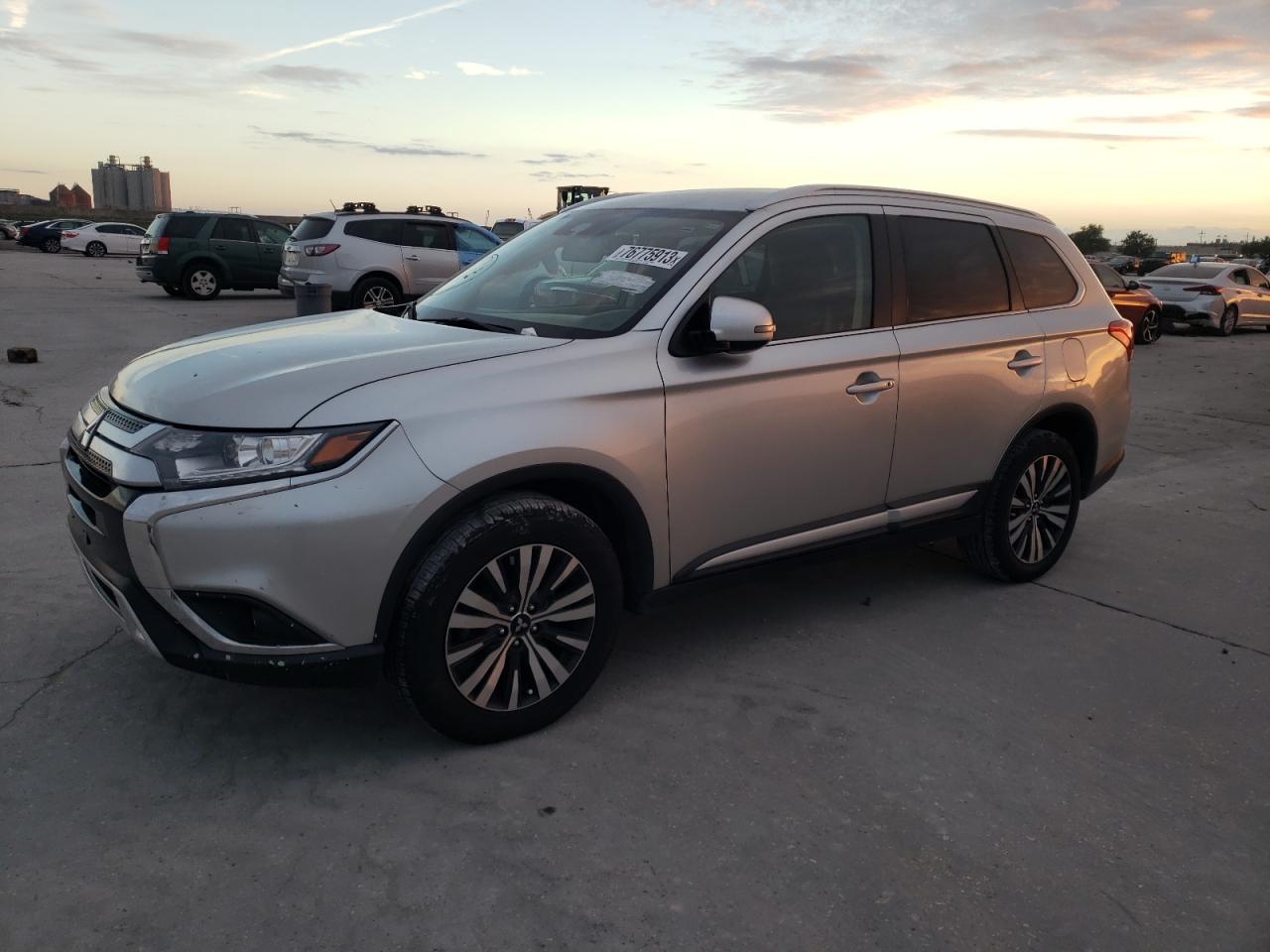 2020 MITSUBISHI OUTLANDER SE