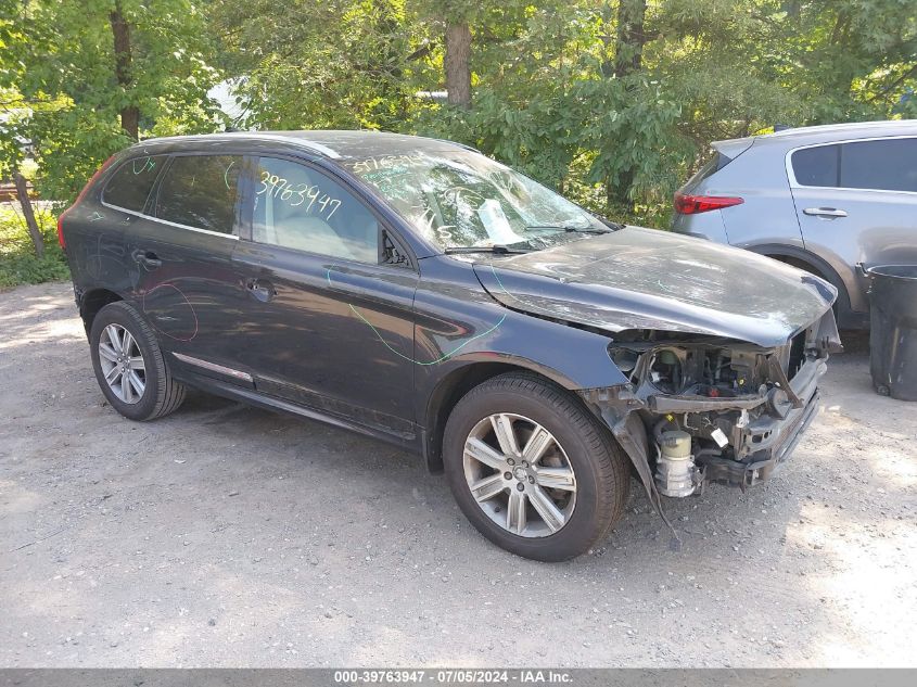 2017 VOLVO XC60 T5 INSCRIPTION