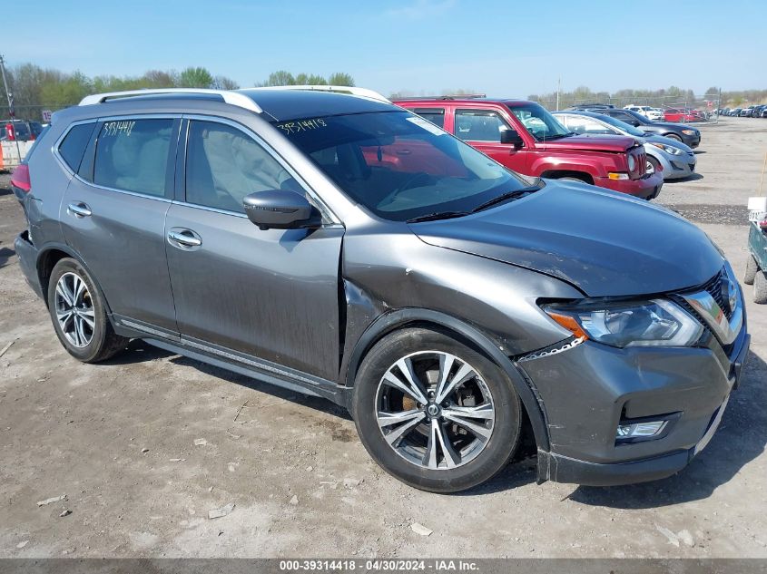 2017 NISSAN ROGUE SL