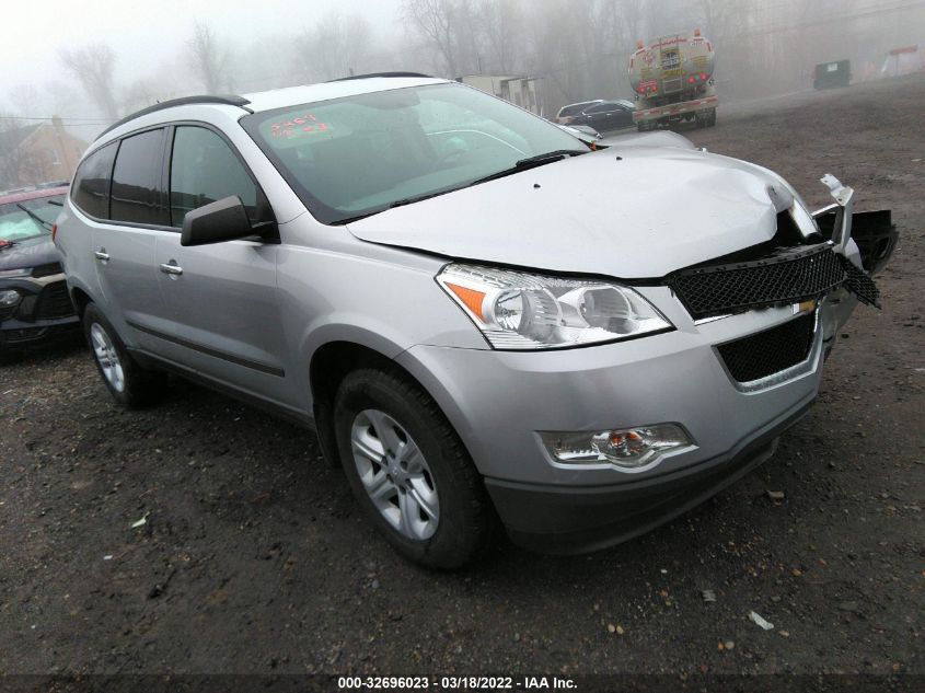 2011 CHEVROLET TRAVERSE LS