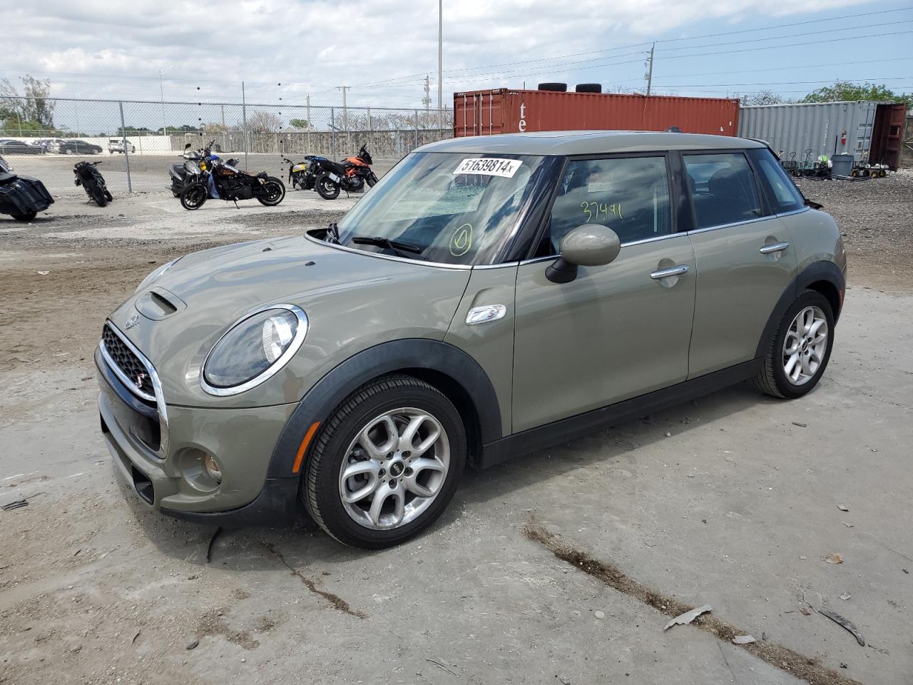 2019 MINI COOPER S