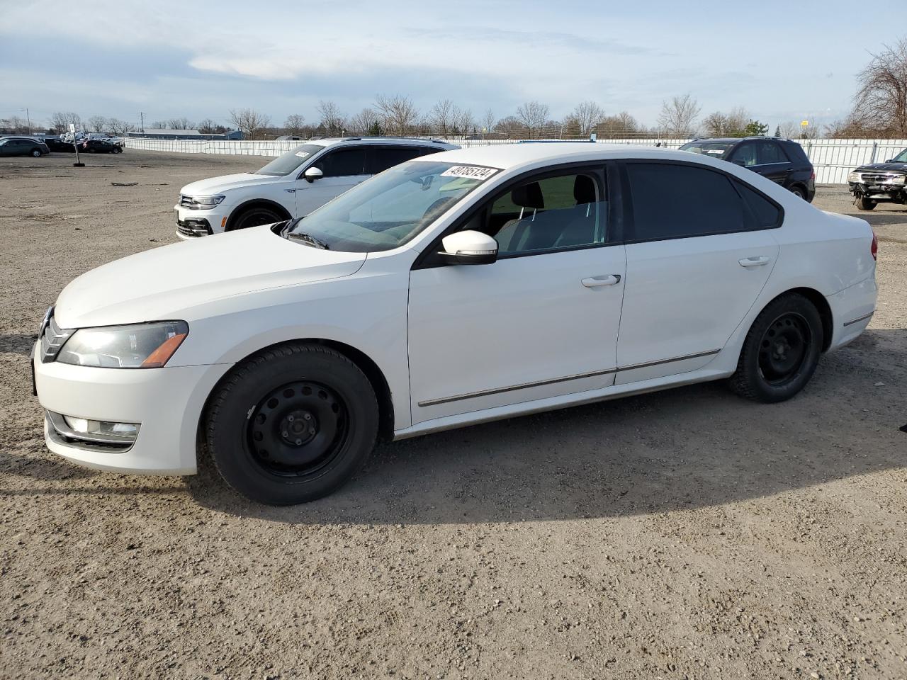 2013 VOLKSWAGEN PASSAT S