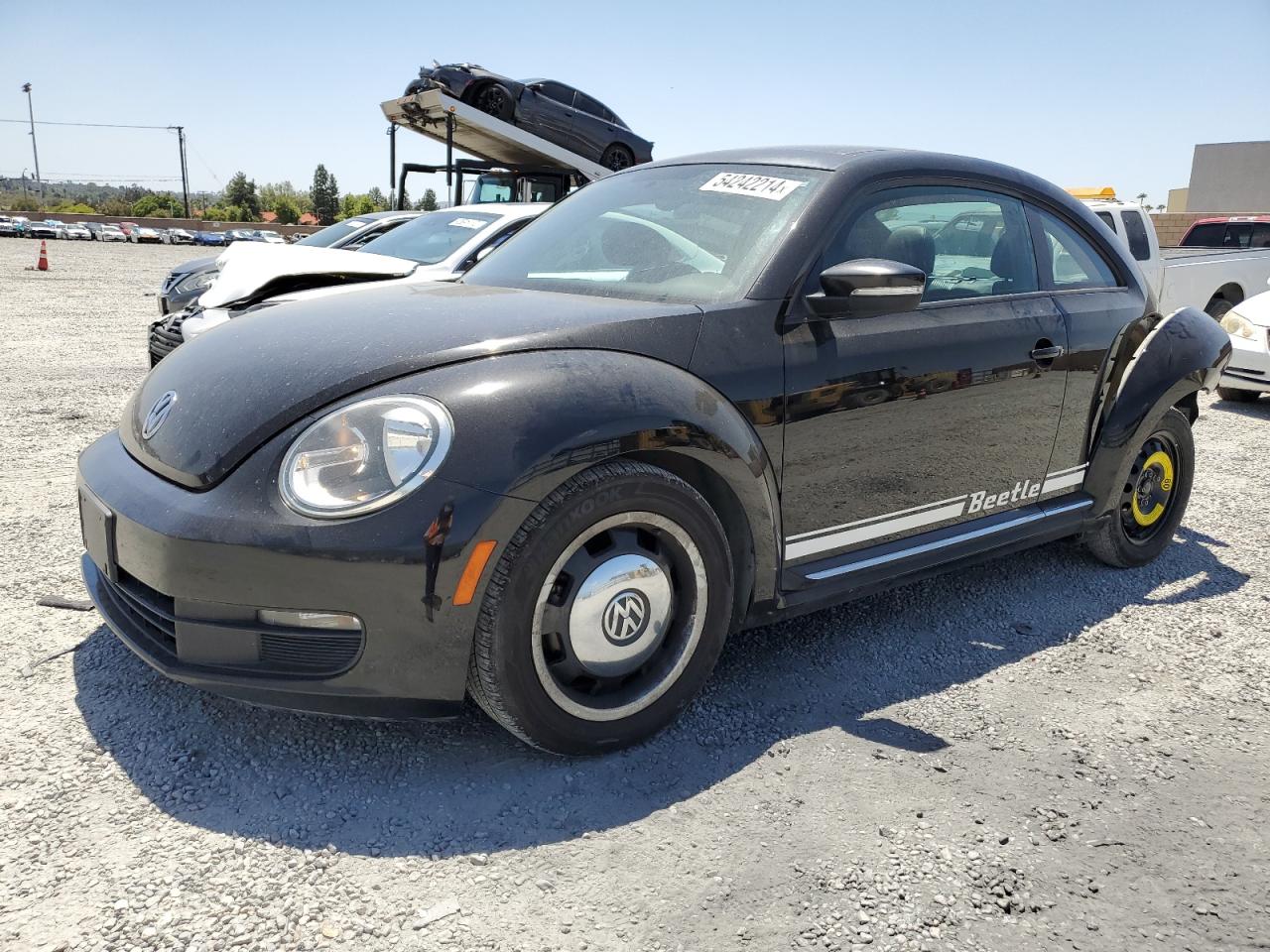 2013 VOLKSWAGEN BEETLE