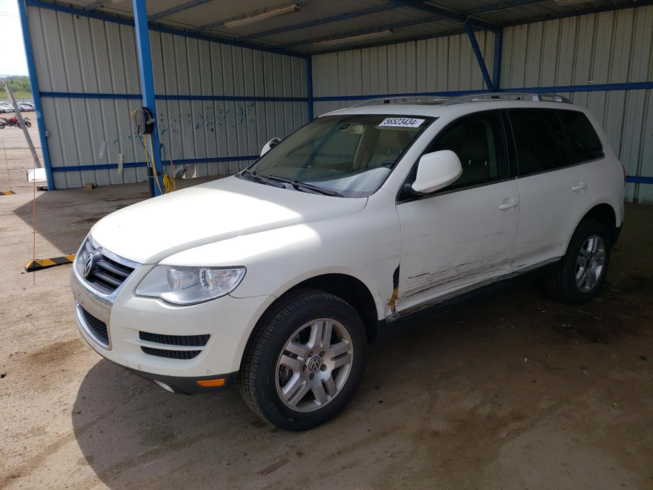 2010 VOLKSWAGEN TOUAREG TDI