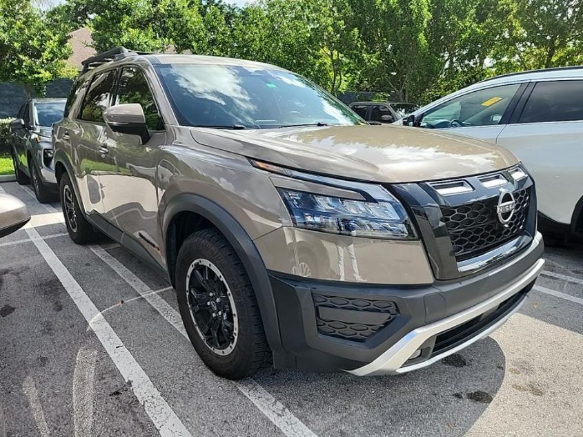 2023 NISSAN PATHFINDER SV