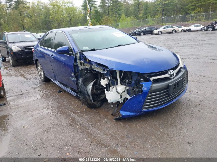 2015 TOYOTA CAMRY SE