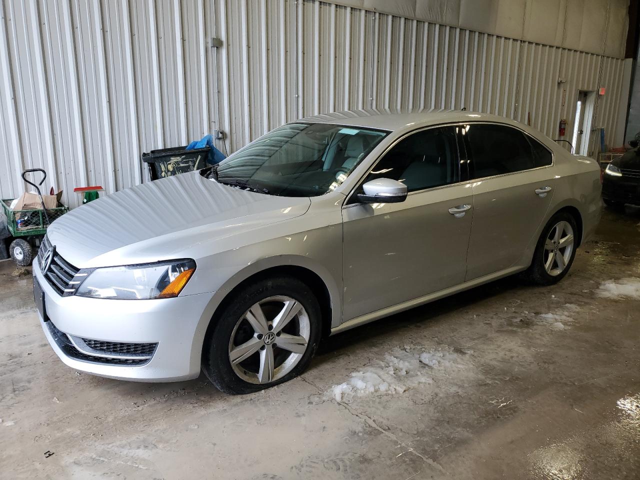 2014 VOLKSWAGEN PASSAT SE