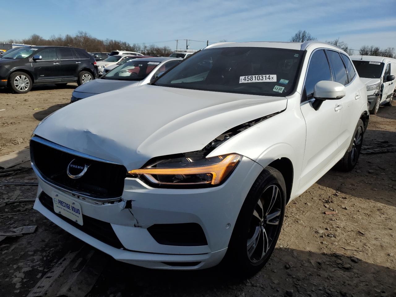 2018 VOLVO XC60 T5 MOMENTUM