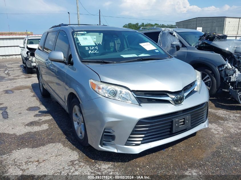 2020 TOYOTA SIENNA LE