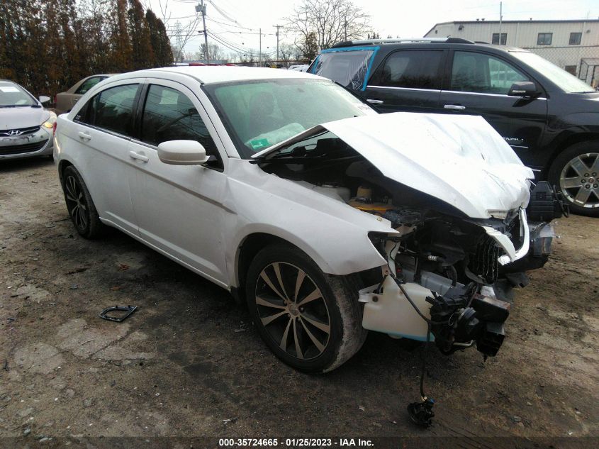 2013 CHRYSLER 200 TOURING