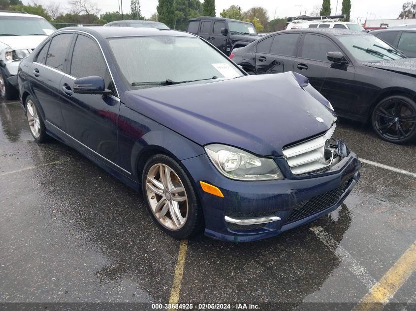 2013 MERCEDES-BENZ C 250 LUXURY/SPORT